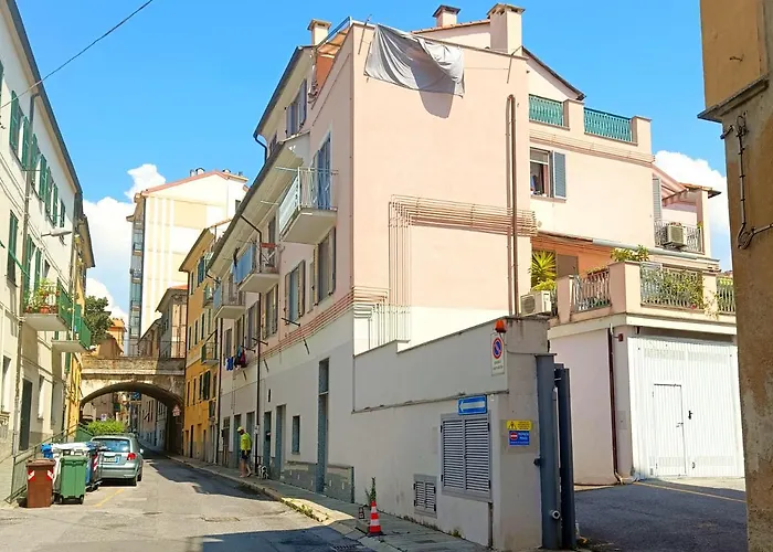Апартаменты A Casa Di Pizz - Bilocale Con Parcheggio Privato Савона